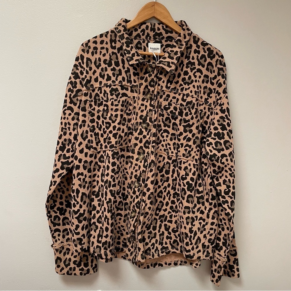 Kensie Cheetah Print button down Jacket/ Sweatshirt 100% Cotton size XL